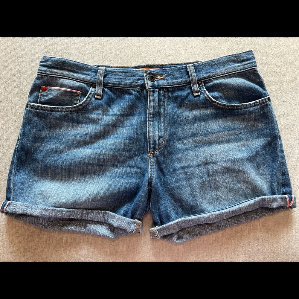 Joe’s jean roll up light wash shorts